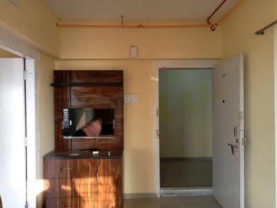 Living Room Image of 405 Sq.ft 1 BHK Apartment / Flat for rent in Worli Mumbai for Rs. 43009