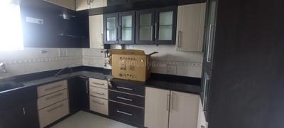 Kitchen Image of 1800 Sq.ft 3 BHK Apartment / Flat for rent in RMV Extension Stage 2 Bengaluru for Rs. 50000