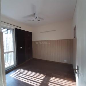 Bedroom Image of 1620 Sq.ft 3 BHK Builder Floor for rent in BPTP Parklands Pride, Sector 77 Faridabad for Rs. 25000