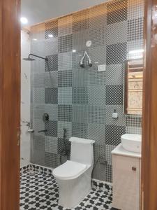 Common Bathroom Image of 2250 Sq.ft 4 BHK Builder Floor for sale in Greater Faridabad Luxury Floors, Sector 85 Faridabad for Rs. 20600000