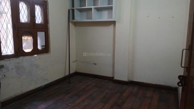 Bedroom Image of 900 Sq.ft 2 BHK Apartment / Flat for sale in Shalimar Garden Ghaziabad for Rs. 5300000
