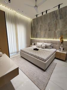 Bedroom Image of 2000 Sq.ft 4 BHK Apartment / Flat for sale in Courtyard Phoenix, Bhayli Vadodara for Rs. 13700000