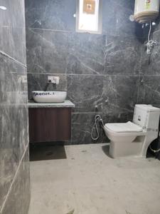 Common Bathroom Image of 800 Sq.ft 2 BHK Apartment / Flat for sale in Mittal Garden New Delhi for Rs. 5500000