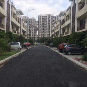 Balcony Image of 1377 Sq.ft 3 BHK Builder Floor for sale in Aditya White Cottage, Bamheta Village Ghaziabad for Rs. 7800000