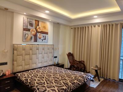 Bedroom Image of 3500 Sq.ft 4 BHK Builder Floor for rent in DLF Phase 4 Gurgaon for Rs. 100000