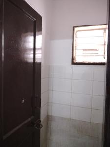 Common Bathroom One Image of 450 Sq.ft 1 BHK Apartment / Flat for sale in Sector 23B Dwarka New Delhi for Rs. 5751000