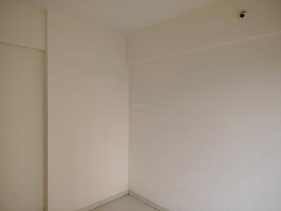 Bedroom Image of 680 Sq.ft 2 BHK Apartment / Flat for rent in Gaurav Purushottam Nayan, Kasarvadavali Thane for Rs. 24500