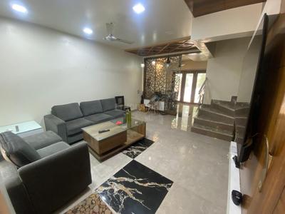 Hall Image of 2000 Sq.ft 3.5 BHK Duplex for rent in Koregaon Park Pune for Rs. 100000