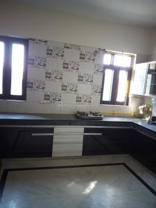 Kitchen Image of 3000 Sq.ft 3 BHK Builder Floor for rent in Sector 51 Noida for Rs. 55000