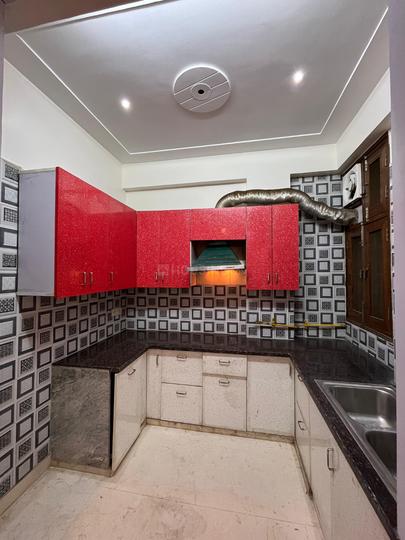 Basai, Sector 70 Kitchen 1