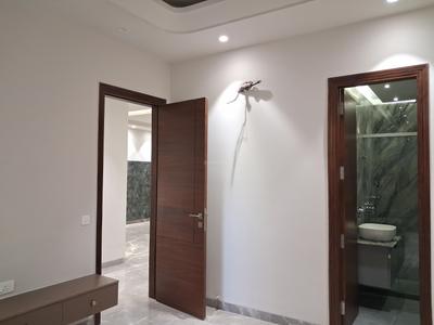 Bedroom Image of 1800 Sq.ft 3 BHK Builder Floor for sale in Paschim Vihar New Delhi for Rs. 36000000