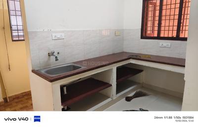 Kitchen Image of 899 Sq.ft 2 BHK Builder Floor for rent in Sholinganallur Chennai for Rs. 18500