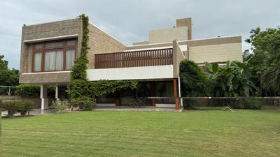 Image of 2900 Sq.ft 6 BHK Apartment / Flat for rent in Iscon Ambli Road, Ahmedabad for Rs. 400000