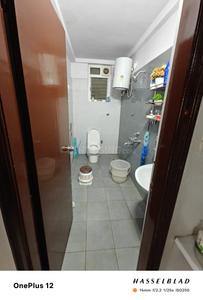 Bathroom Image of 1250 Sq.ft 2 BHK Apartment / Flat for rent in C V Raman Nagar Bengaluru for Rs. 53000