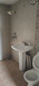 Bathroom Image of 1200 Sq.ft 2 BHK Apartment / Flat for rent in Saviour Greenisle, Crossings Republik Ghaziabad for Rs. 17000