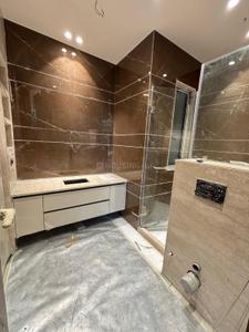 Bathroom Image of 2700 Sq.ft 4 BHK Duplex for sale in Gulmohar Park New Delhi for Rs. 140000000