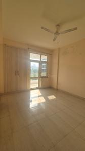 Bedroom Image of 2400 Sq.ft 4 BHK Apartment / Flat for rent in CGHS Landmark Towers, Sector 51 Gurgaon for Rs. 65000