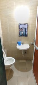 Bathroom Image of 885 Sq.ft 2 BHK Apartment / Flat for rent in DB Ozone, Dahisar East Mumbai for Rs. 26000