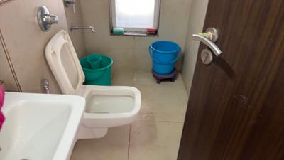 Bathroom Image of 543 Sq.ft 1 BHK Apartment / Flat for sale in Puraniks Grand Central, Thane West Thane for Rs. 8800000