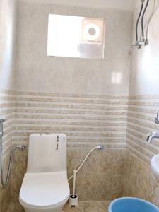 Bathroom Image of 900 Sq.ft 1 BHK Apartment / Flat for rent in Gachibowli Hyderabad for Rs. 28000