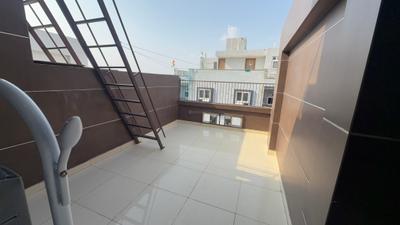 Balcony Image of 550 Sq.ft 1 BHK Builder Floor for rent in Sector 19 Dwarka New Delhi for Rs. 20000