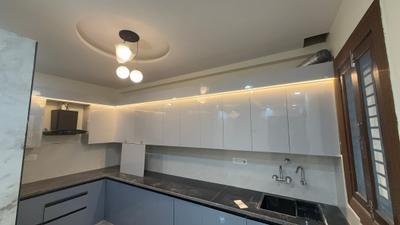 Kitchen Image of 1170 Sq.ft 3 BHK Apartment / Flat for sale in Shastri Nagar Ghaziabad for Rs. 6800000