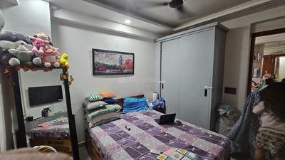 Bedroom Image of 1500 Sq.ft 3 BHK Builder Floor for sale in Sector 104 Noida for Rs. 8500000