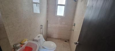 Bathroom Image of 1647 Sq.ft 3.5 BHK Duplex for sale in Anand Yadav The Hive, Gomti Nagar Lucknow for Rs. 9900000
