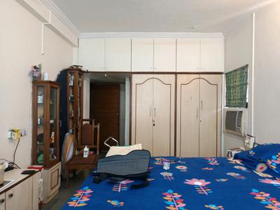 Bedroom Image of 1780 Sq.ft 3 BHK Apartment / Flat for sale in Golmohar Apartment, Camp Pune for Rs. 16000000