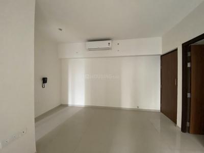 Hall Image of 800 Sq.ft 2 BHK Apartment / Flat for sale in Lodha Amara, Kolshet Thane for Rs. 10200000