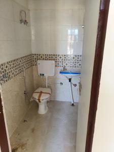 Bathroom Image of 350 Sq.ft 1 BHK Apartment / Flat for sale in Coral Kutumb, Dooghera Neemrana for Rs. 1000000