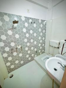 Image of 970 Sq.ft 2 BHK Builder Floor for rent in Civil Lines, Allahabad for Rs. 25000
