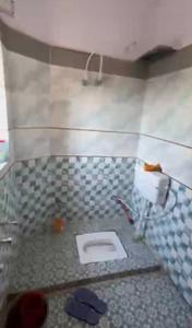 Image of 1300 Sq.ft 3 BHK Apartment / Flat for sale in Gazipur, New Delhi for Rs. 13000000