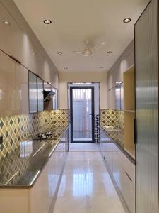 Kitchen Image of 1650 Sq.ft 3 BHK Builder Floor for sale in Sector 45 Gurgaon for Rs. 28500000