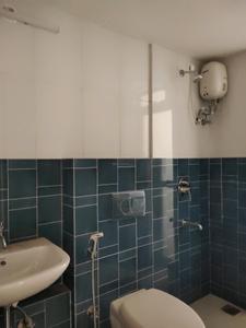 Bathroom Image of 779 Sq.ft 2 BHK Apartment / Flat for sale in Thane West Thane for Rs. 16000000