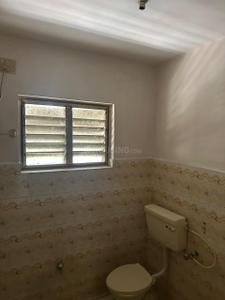 Bathroom Image of 400 Sq.ft 1 BHK Villa for rent in Mathigiri Hosur for Rs. 6000