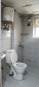Bathroom Image of 495 Sq.ft 1 RK Apartment / Flat for rent in Logix Blossom Zest, Sector 143 Noida for Rs. 22500