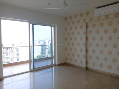 Living Room Image of 2700 Sq.ft 4 BHK Apartment / Flat for sale in Godrej Meridien by Godrej Properties Ltd. , Sector 103 Gurgaon for Rs. 46000000