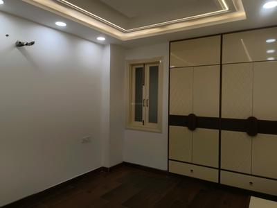 Bedroom Image of 2350 Sq.ft 4 BHK Builder Floor for sale in Rohini Extension New Delhi for Rs. 31000000