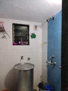 Common Bathroom Image of 650 Sq.ft 1 BHK Apartment / Flat for sale in Thane West Thane for Rs. 12500000