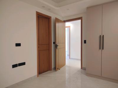 Bedroom Image of 2000 Sq.ft 4 BHK Builder Floor for rent in Freedom Fighters Enclave New Delhi for Rs. 60000