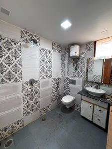 Image of 1850 Sq.ft 3 BHK Apartment / Flat for rent in CGHS Gauri Ganesh Apartment, Sector 3 Dwarka, New Delhi for Rs. 50000