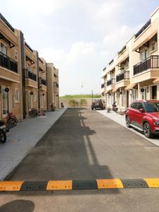 Image of 1336 Sq.ft 3 BHK Villa for rent in CasaGrand Bloom III, Irandankattalai, Chennai for Rs. 40000