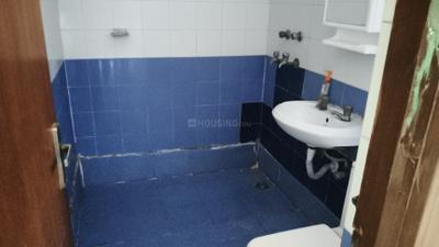 Image of 1650 Sq.ft 3.5 BHK Apartment / Flat for rent in CGHS NPSC Apartment, Sector 2 Dwarka, New Delhi for Rs. 45000
