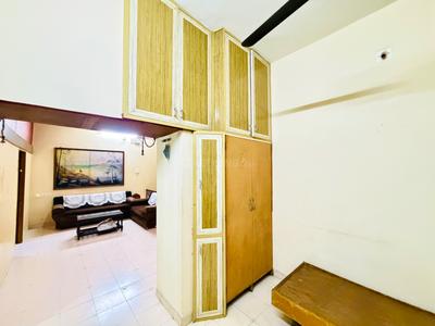 Bedroom Image of 1250 Sq.ft 1.5 BHK Apartment / Flat for rent in Satellite Ahmedabad for Rs. 20000