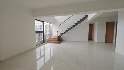 Living Room Image of 4200 Sq.ft 4 BHK Penthouse for sale in Shrinivas Luxuria, Bhadaj Ahmedabad for Rs. 26500000