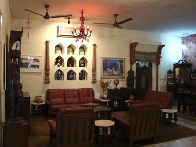 Hall Image of 5000 Sq.ft 8 BHK Independent House for sale in Sector 40 Noida for Rs. 190000000