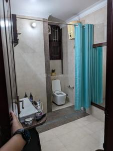 Image of 2000 Sq.ft 3 BHK Builder Floor for sale in Janakpuri, New Delhi for Rs. 50000000