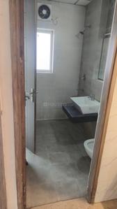 Image of 3302 Sq.ft 3 BHK Apartment / Flat for rent in Parx Laureate, Sector 108, Noida for Rs. 90000