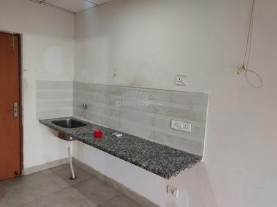 Kitchen Image of 435 Sq.ft 1 BHK Studio for rent in Paramount Golfforeste Oak &amp; Pine, Surajpur Greater Noida for Rs. 11000